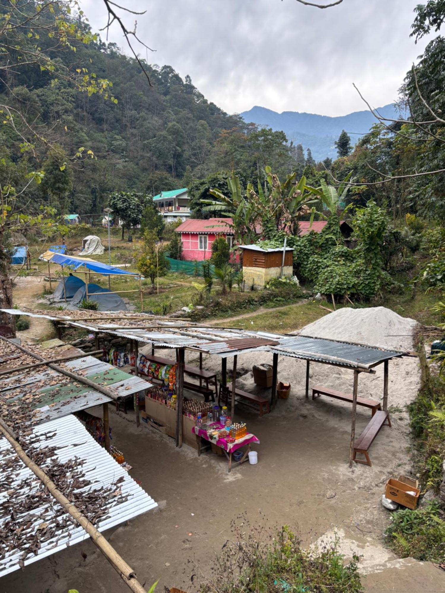 Odyssey Stays Rimbi Pelling Exterior photo